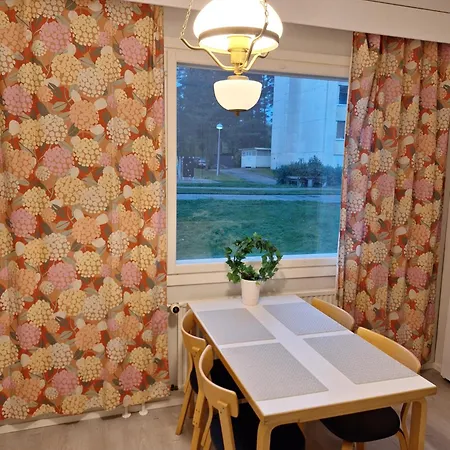 Kuningattarenrannan Kaksio Huoneisto *